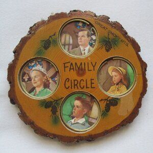 1950's Great Smoky Mountains 5.5" Family Circle Wood Slice Picture Frame- unused